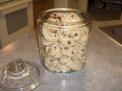 cookie jar and ch chip cookies 3