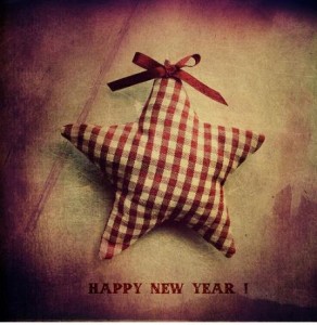 A Few Wishes It was crimson in colour, and a star pillow was also present.