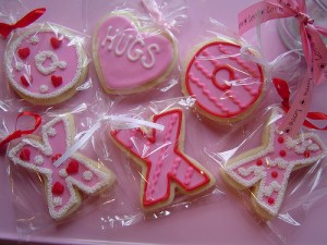 An artistic cookies It was pink in hue, and a letter type was also present.