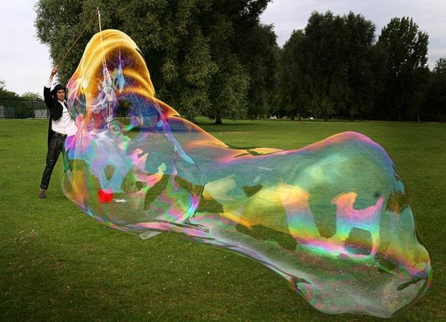 giant bubbles_01