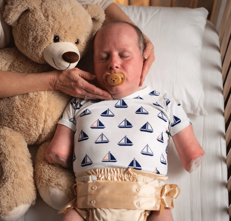 amputee abdl playing with mommy in the nursery